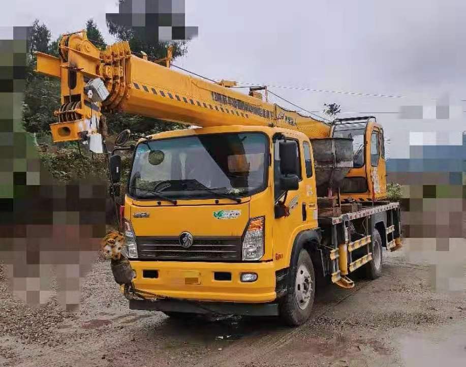 https://images.tongzsf.com/tong/truck_machine/20210127/1601125490d4ea.jpg