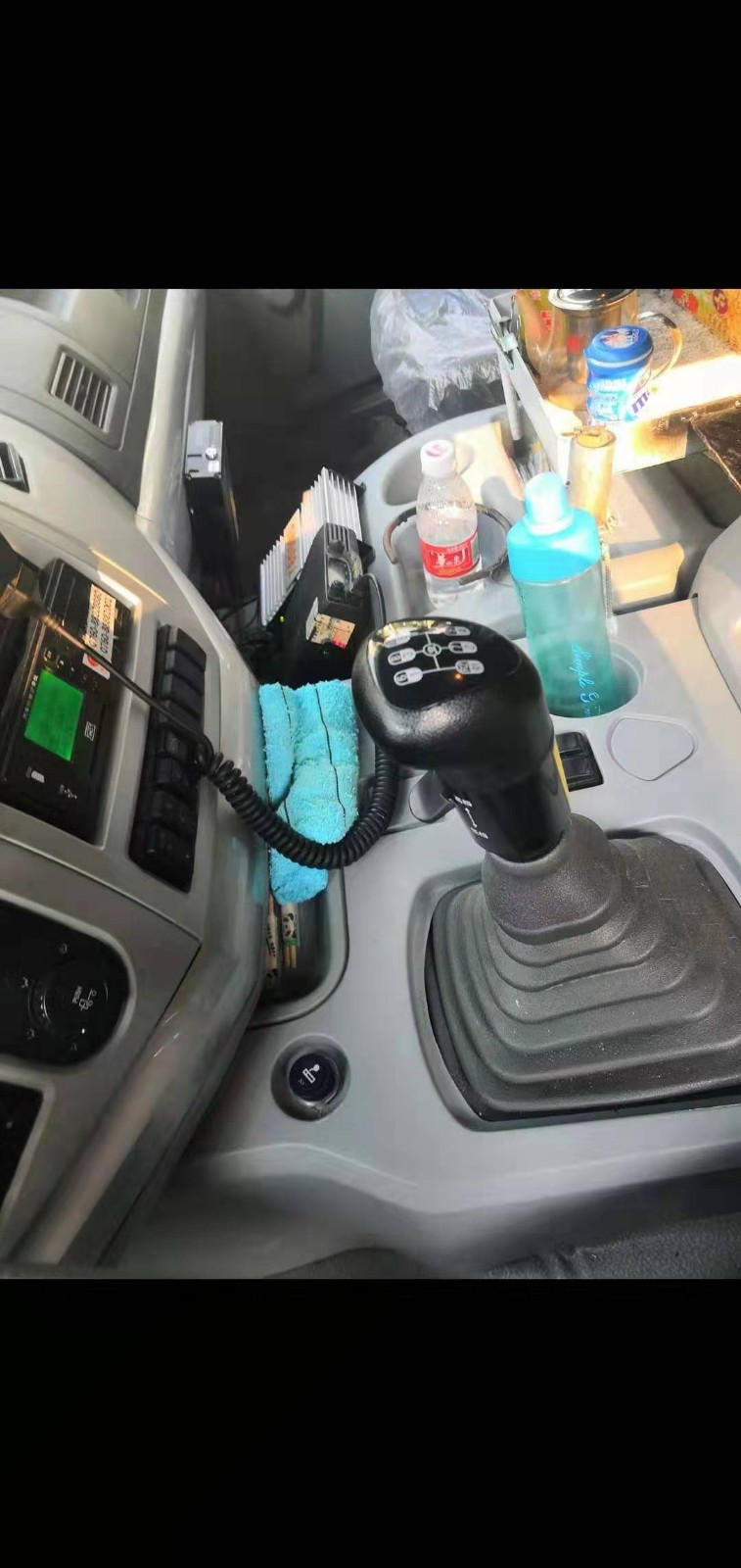 https://images.tongzsf.com/tong/truck_machine/20210127/16011257c20dea.jpg
