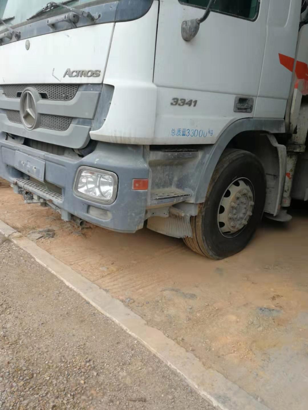 https://images.tongzsf.com/tong/truck_machine/20210127/16011258e236fc.jpg