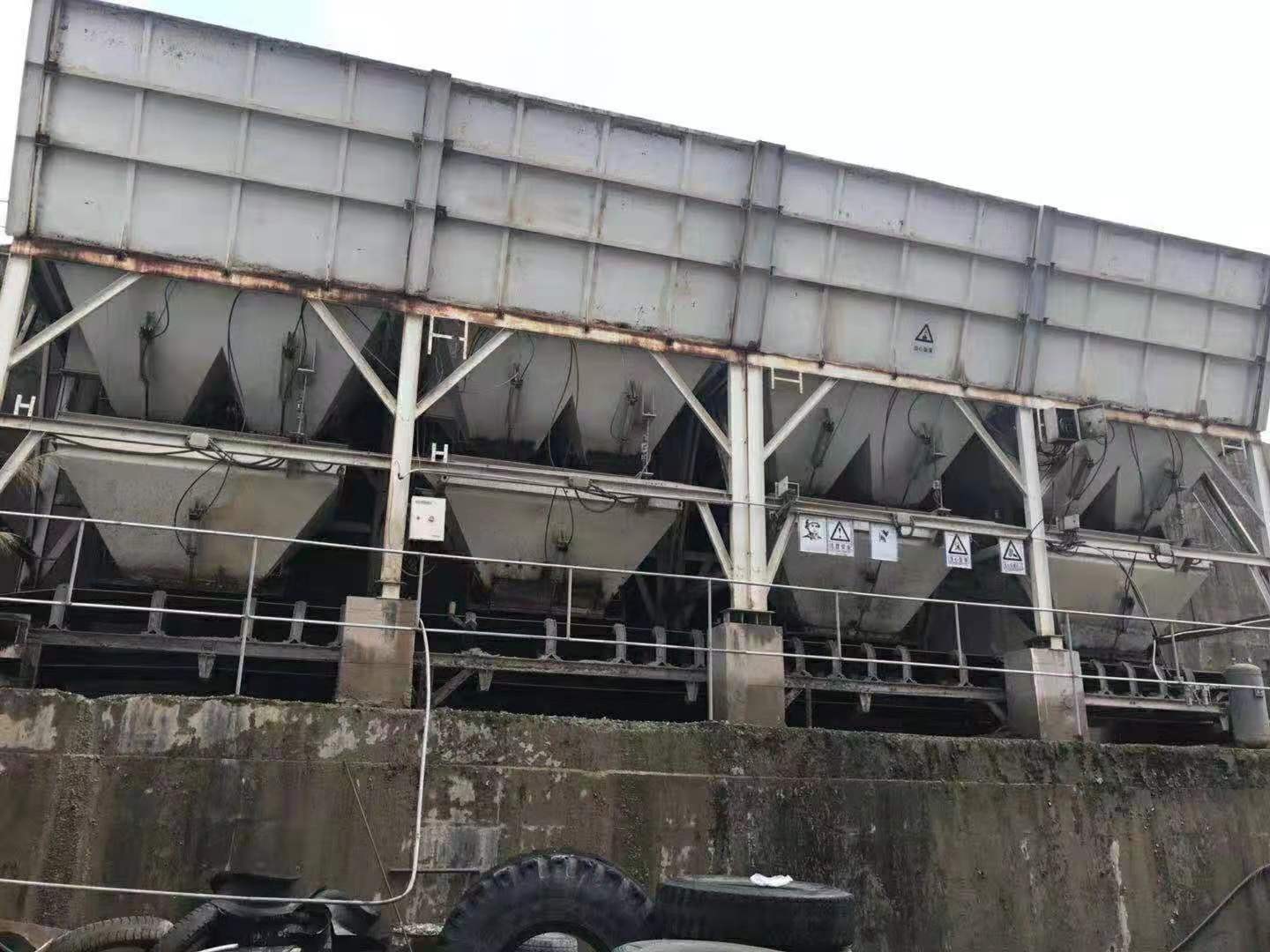 https://images.tongzsf.com/tong/truck_machine/20210127/1601125cd1ec60.jpg