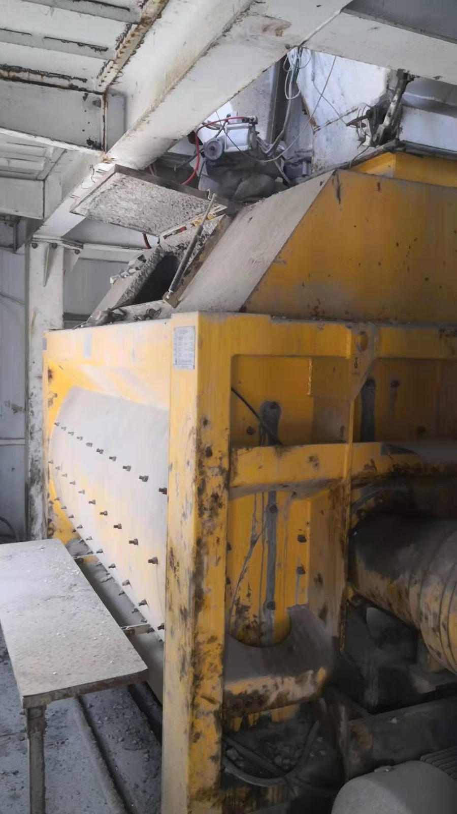 https://images.tongzsf.com/tong/truck_machine/20210127/1601125f40a082.jpg