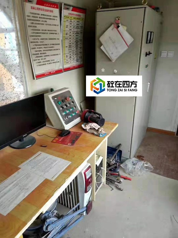 https://images.tongzsf.com/tong/truck_machine/20210127/160112604c6406.jpg