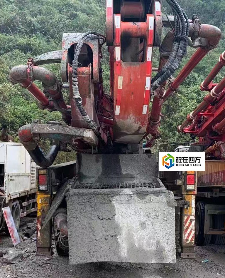 https://images.tongzsf.com/tong/truck_machine/20210127/160112606e13b7.jpg