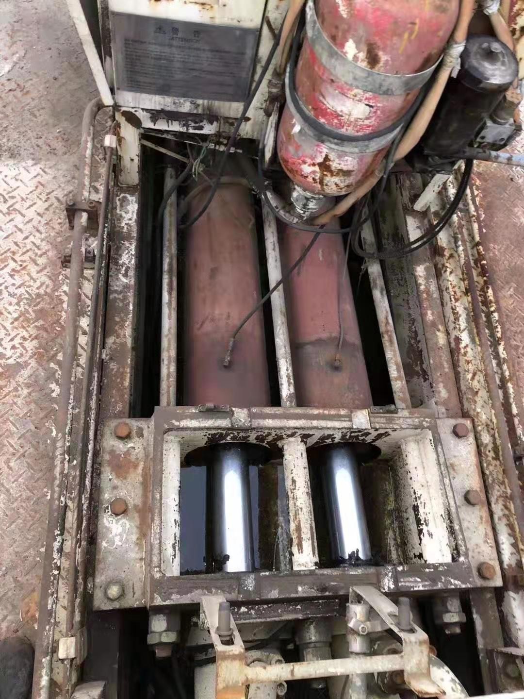 https://images.tongzsf.com/tong/truck_machine/20210127/16011263c311cc.jpg