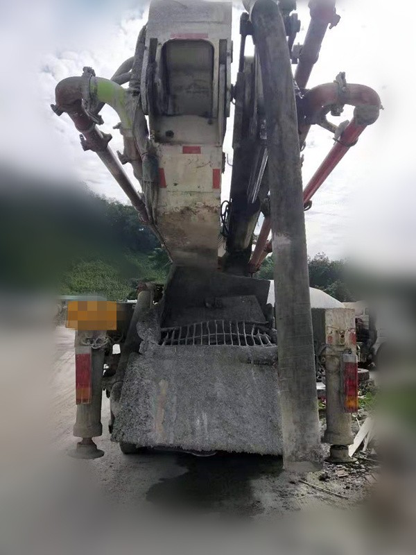 https://images.tongzsf.com/tong/truck_machine/20210127/1601126403e2ce.jpg