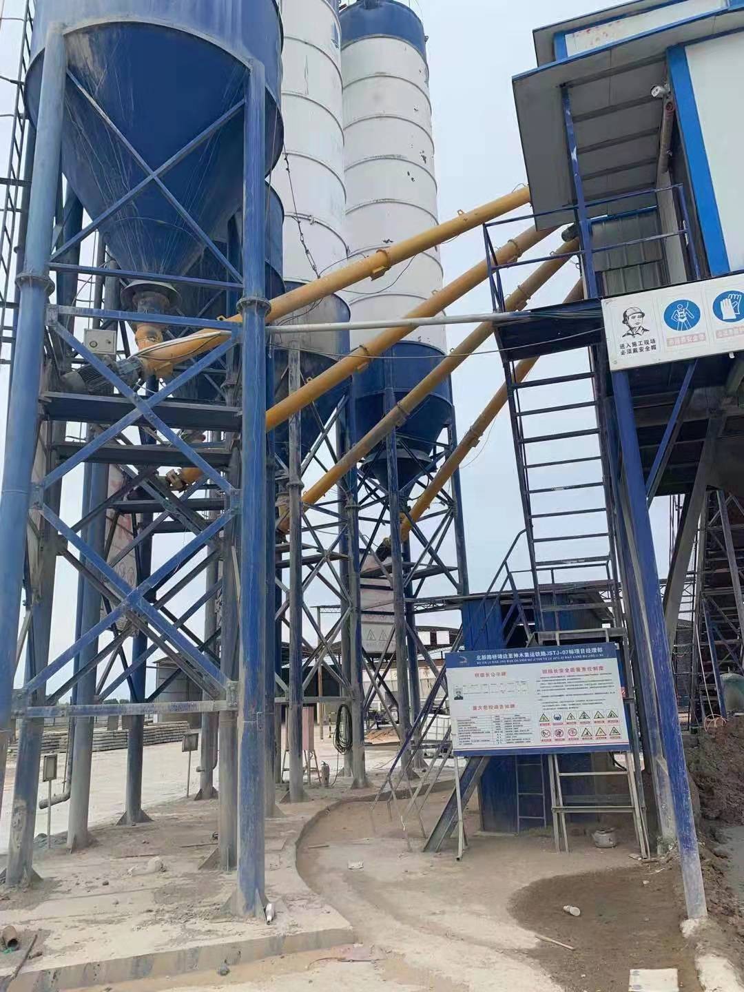 https://images.tongzsf.com/tong/truck_machine/20210127/1601126b7085f6.jpg