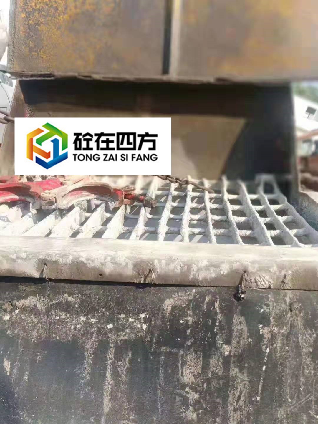 https://images.tongzsf.com/tong/truck_machine/20210127/1601126e8c3988.jpg