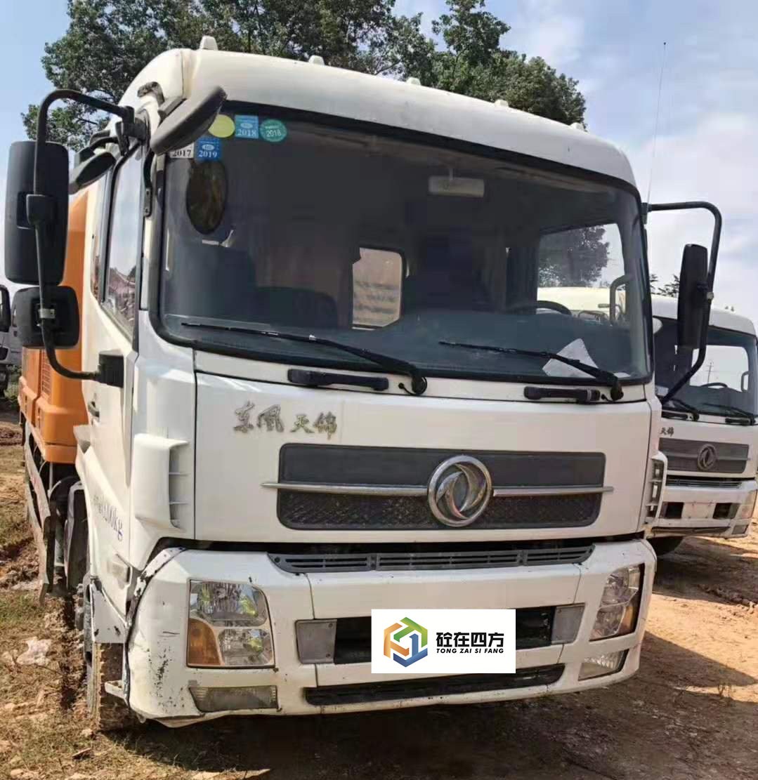 https://images.tongzsf.com/tong/truck_machine/20210127/16011271f0e294.jpg