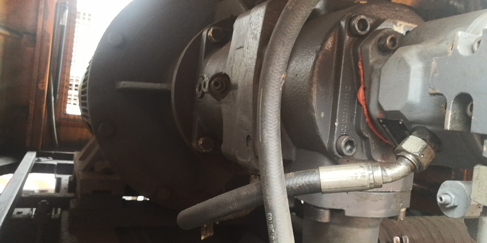 https://images.tongzsf.com/tong/truck_machine/20210127/16011275ccbbbc.jpg