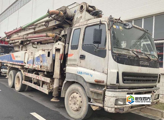 https://images.tongzsf.com/tong/truck_machine/20210127/16011276a4549f.jpg