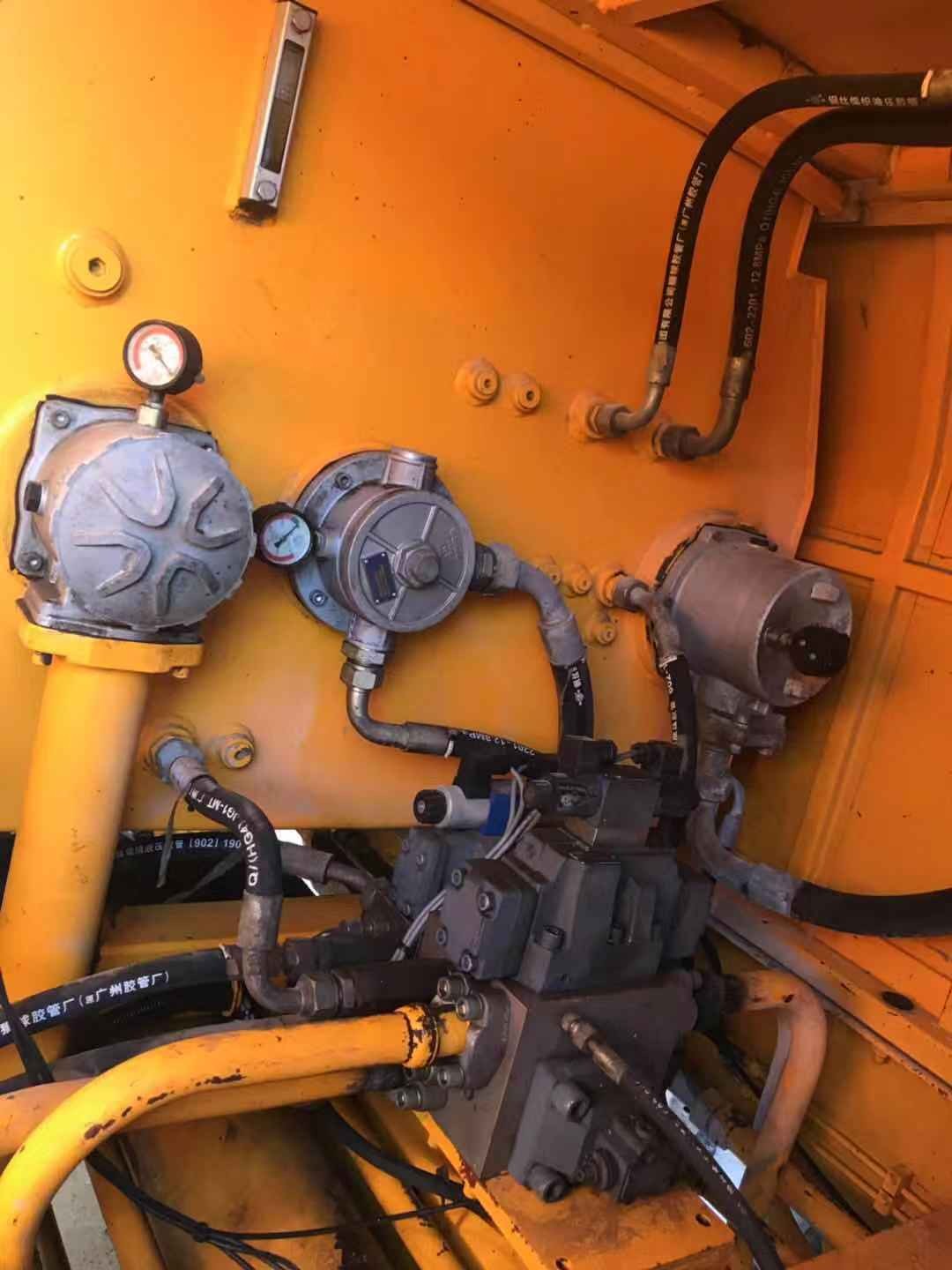 https://images.tongzsf.com/tong/truck_machine/20210127/16011276e347ea.jpg