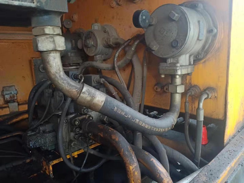 https://images.tongzsf.com/tong/truck_machine/20210127/16011276e89445.jpg