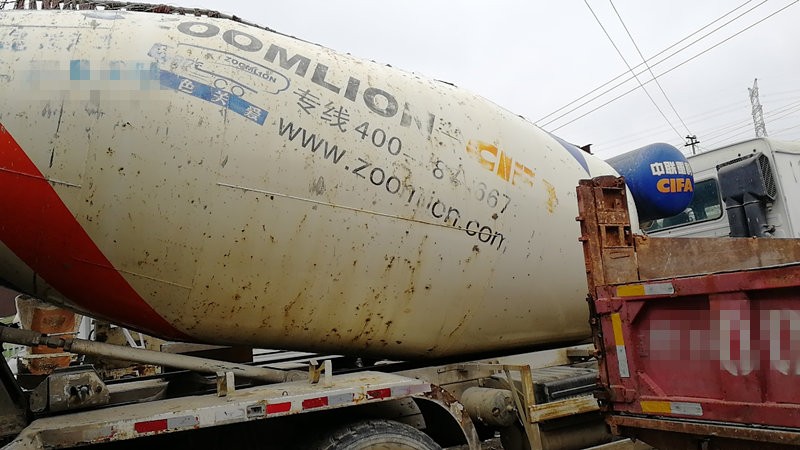 https://images.tongzsf.com/tong/truck_machine/20210127/1601127a97b460.jpg