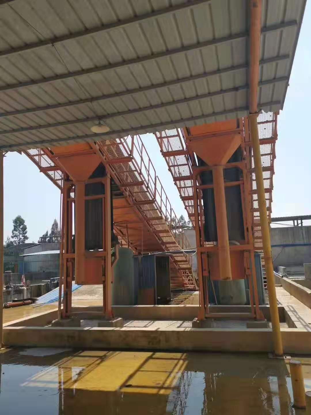 https://images.tongzsf.com/tong/truck_machine/20210127/1601127d6aba9c.jpg