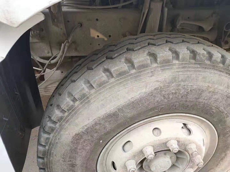 https://images.tongzsf.com/tong/truck_machine/20210127/1601127e188d34.jpg