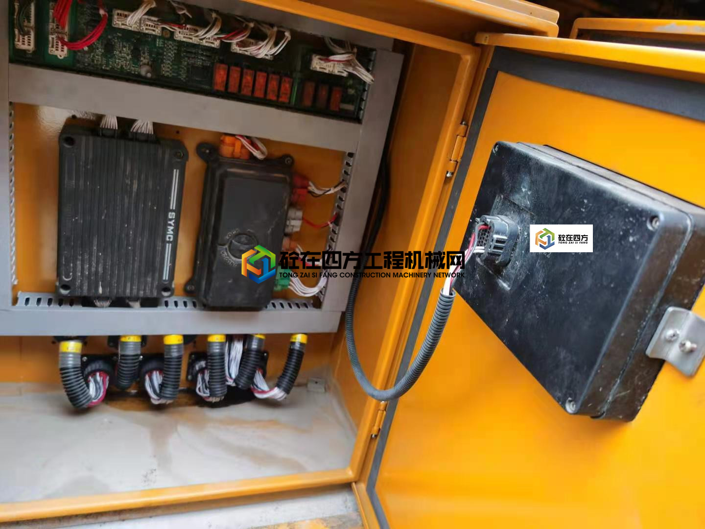https://images.tongzsf.com/tong/truck_machine/20210127/1601127eab40bd.jpg