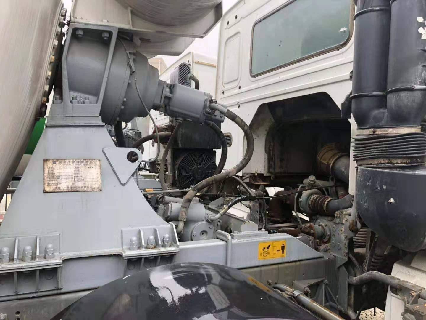 https://images.tongzsf.com/tong/truck_machine/20210127/16011280d791b7.jpg