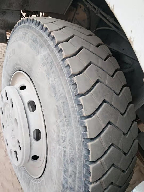 https://images.tongzsf.com/tong/truck_machine/20210127/160112817b385f.jpg