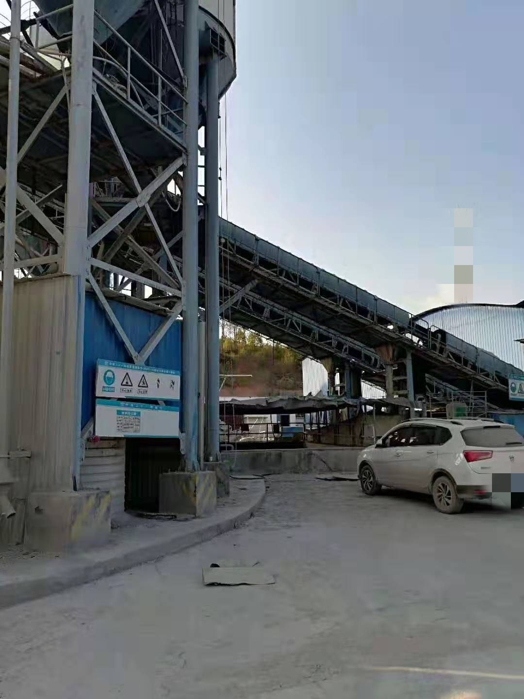 https://images.tongzsf.com/tong/truck_machine/20210127/160112899540e8.jpg