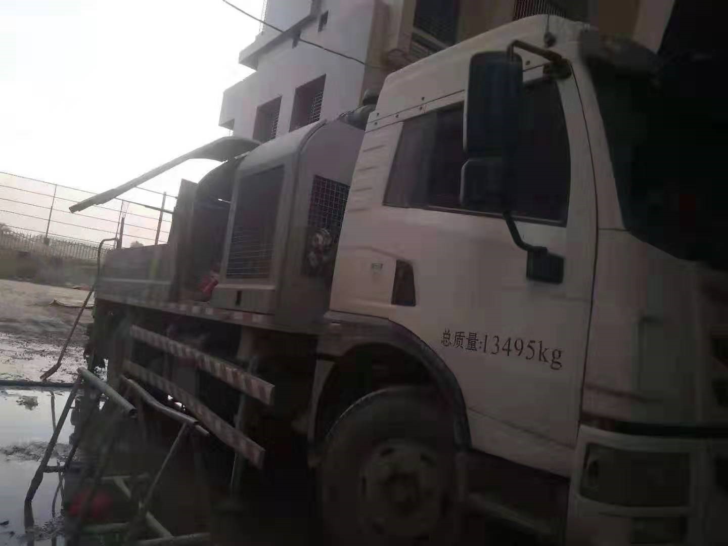 https://images.tongzsf.com/tong/truck_machine/20210127/1601128c775fc9.jpg