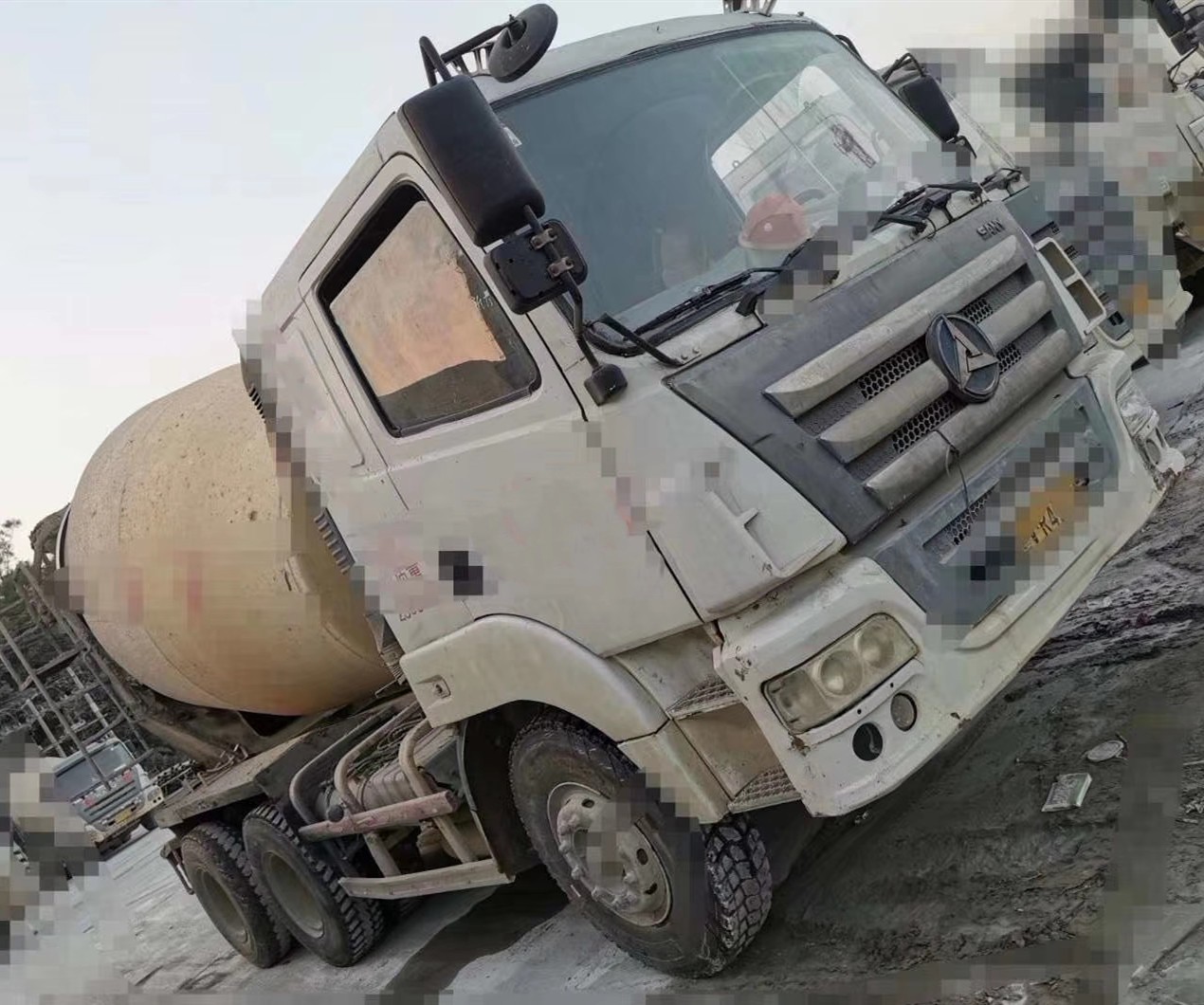 https://images.tongzsf.com/tong/truck_machine/20210127/1601128d0d379a.jpg