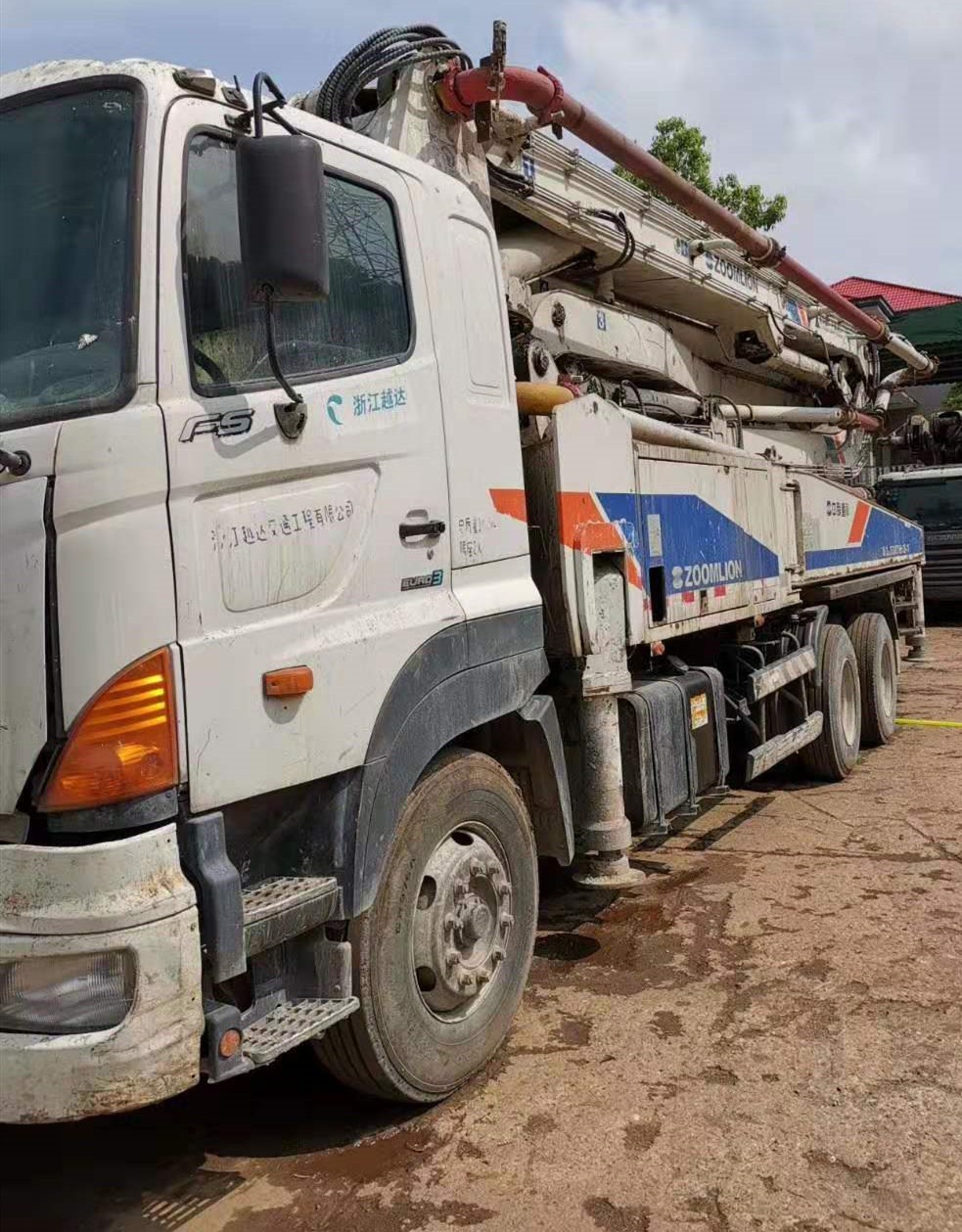 https://images.tongzsf.com/tong/truck_machine/20210127/1601128d619bd7.jpg