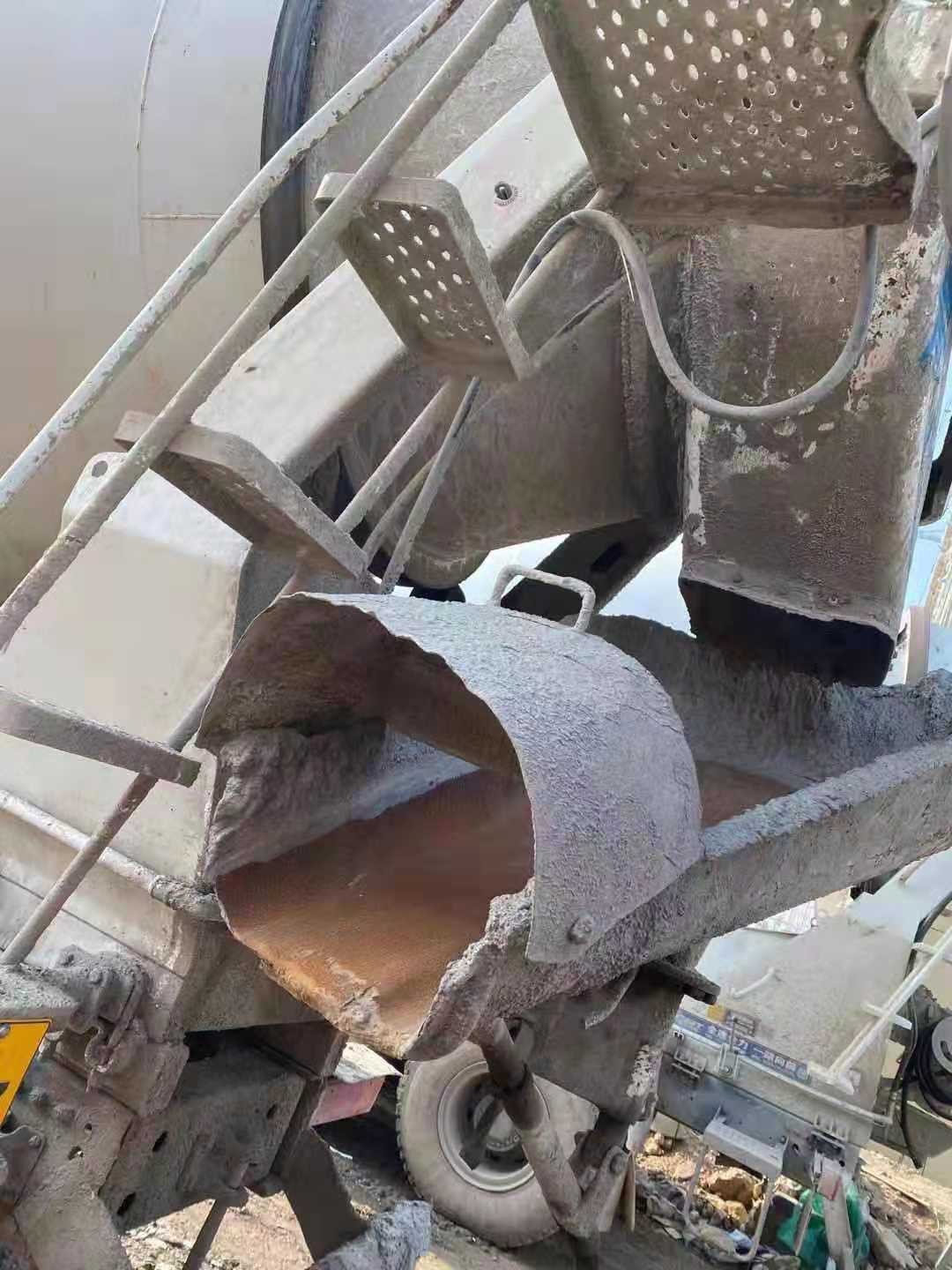 https://images.tongzsf.com/tong/truck_machine/20210127/1601128fe28aec.jpg