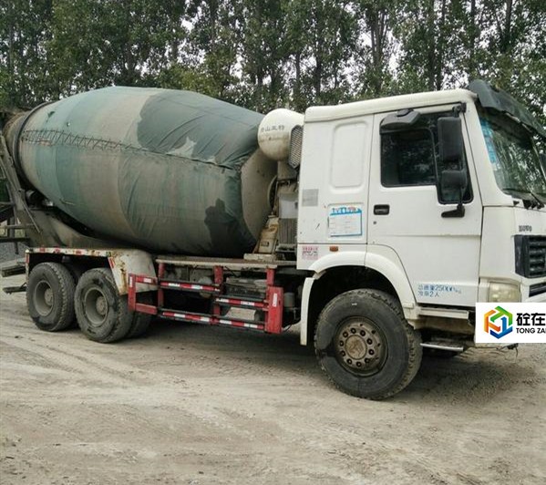 https://images.tongzsf.com/tong/truck_machine/20210127/160112908e82bf.jpg