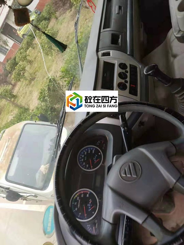 https://images.tongzsf.com/tong/truck_machine/20210127/1601129122b64e.jpg