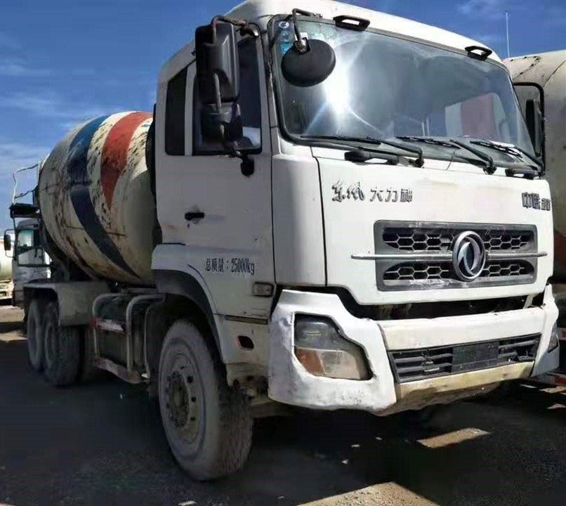 https://images.tongzsf.com/tong/truck_machine/20210127/16011294f6689f.jpg