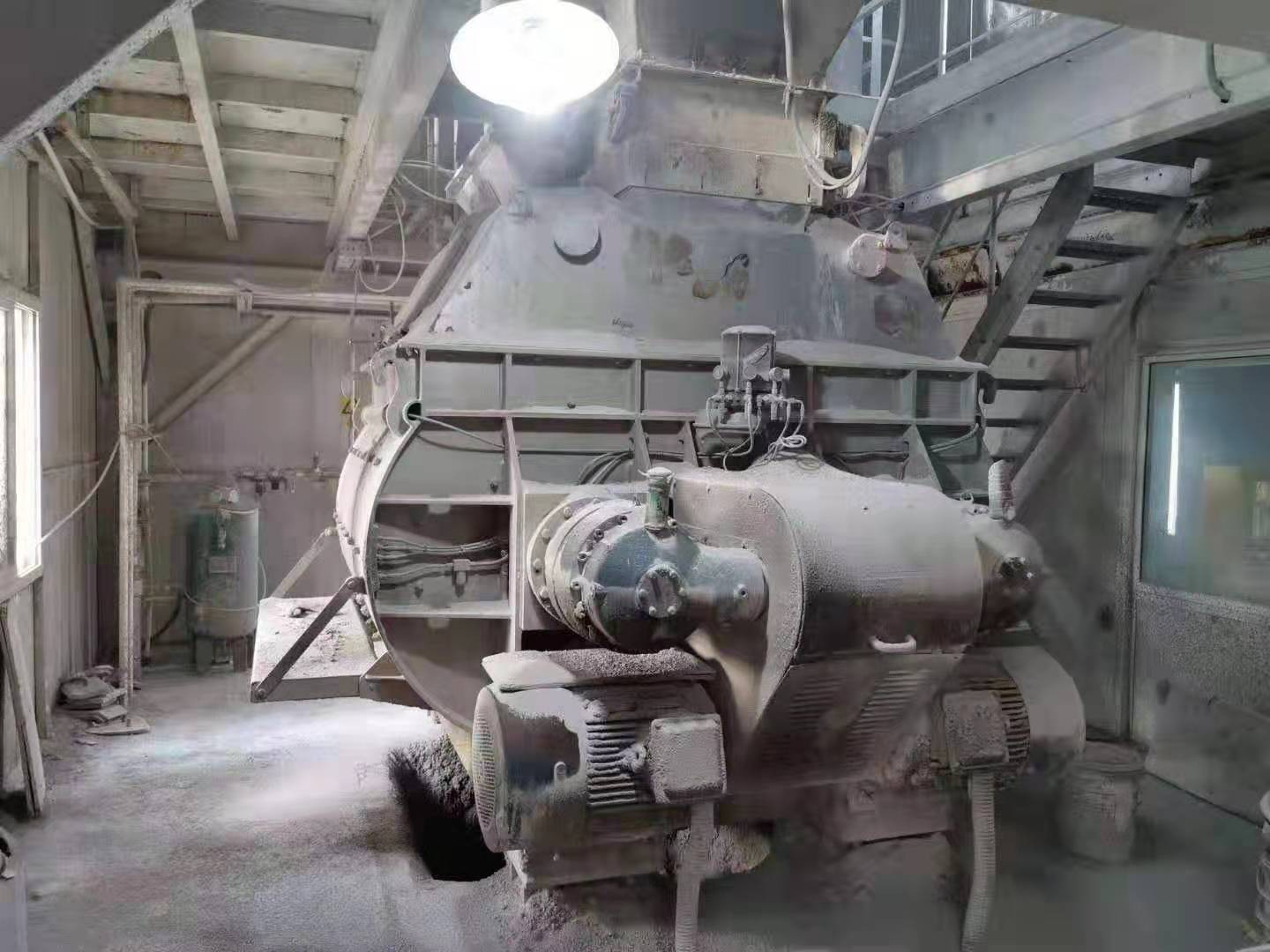 https://images.tongzsf.com/tong/truck_machine/20210127/1601129510e3f0.jpg