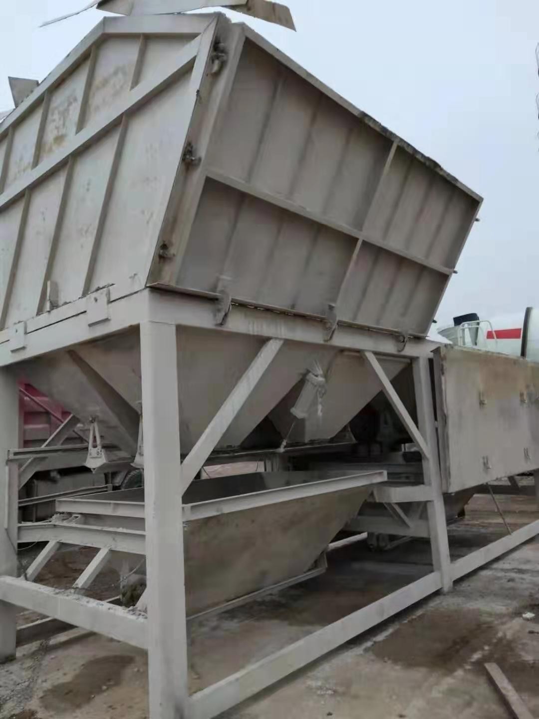 https://images.tongzsf.com/tong/truck_machine/20210127/1601129514bb2d.jpg