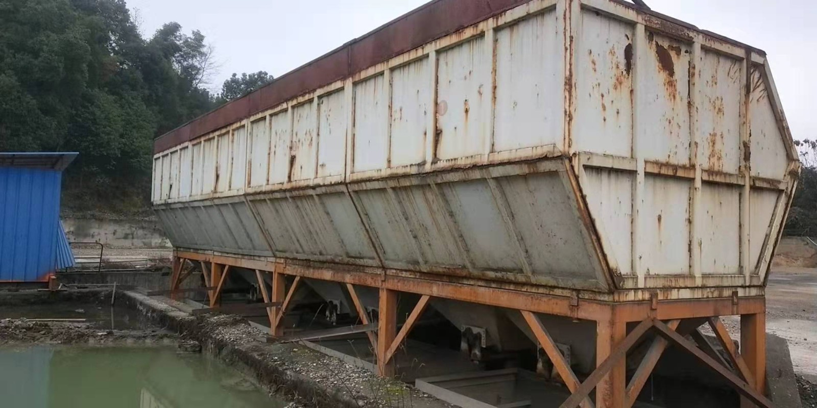 https://images.tongzsf.com/tong/truck_machine/20210127/16011297b2cea7.jpg