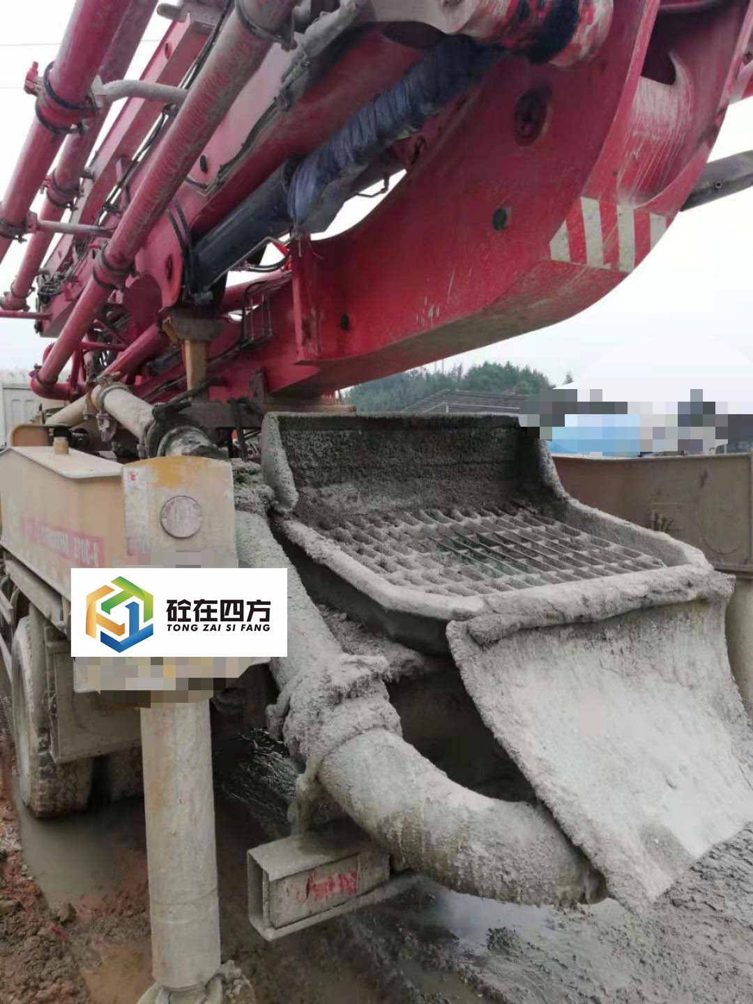 https://images.tongzsf.com/tong/truck_machine/20210127/1601129b0d88fd.jpg