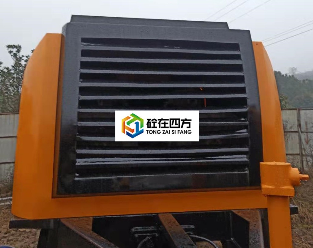 https://images.tongzsf.com/tong/truck_machine/20210127/1601129f4741a8.jpg