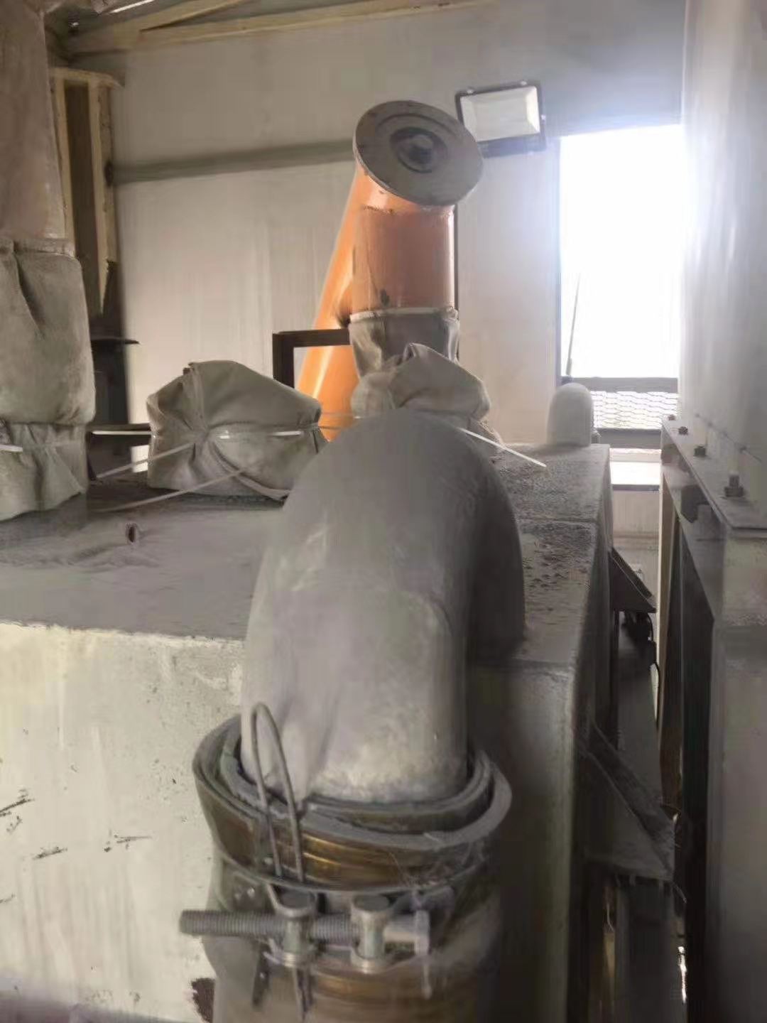 https://images.tongzsf.com/tong/truck_machine/20210127/1601129fac4e44.jpg