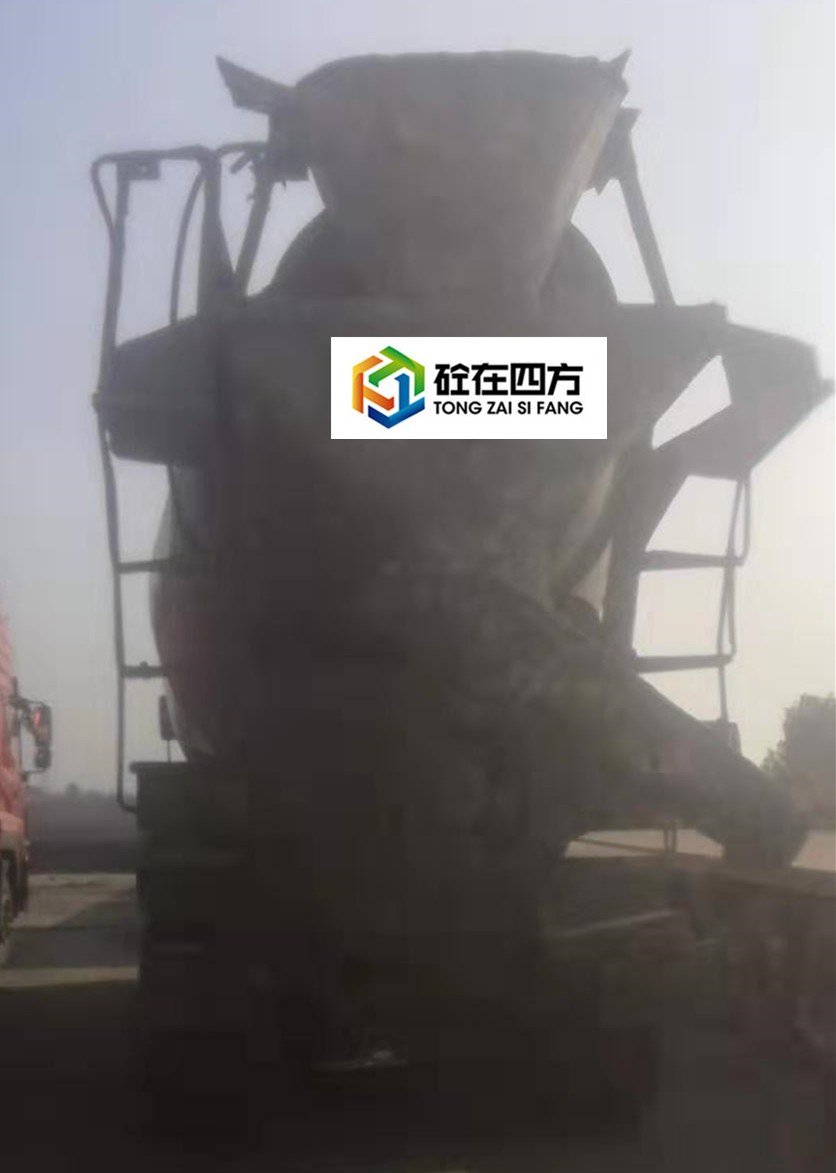https://images.tongzsf.com/tong/truck_machine/20210127/160112a2b8766e.jpg