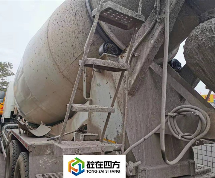 https://images.tongzsf.com/tong/truck_machine/20210127/160112a3667126.jpg