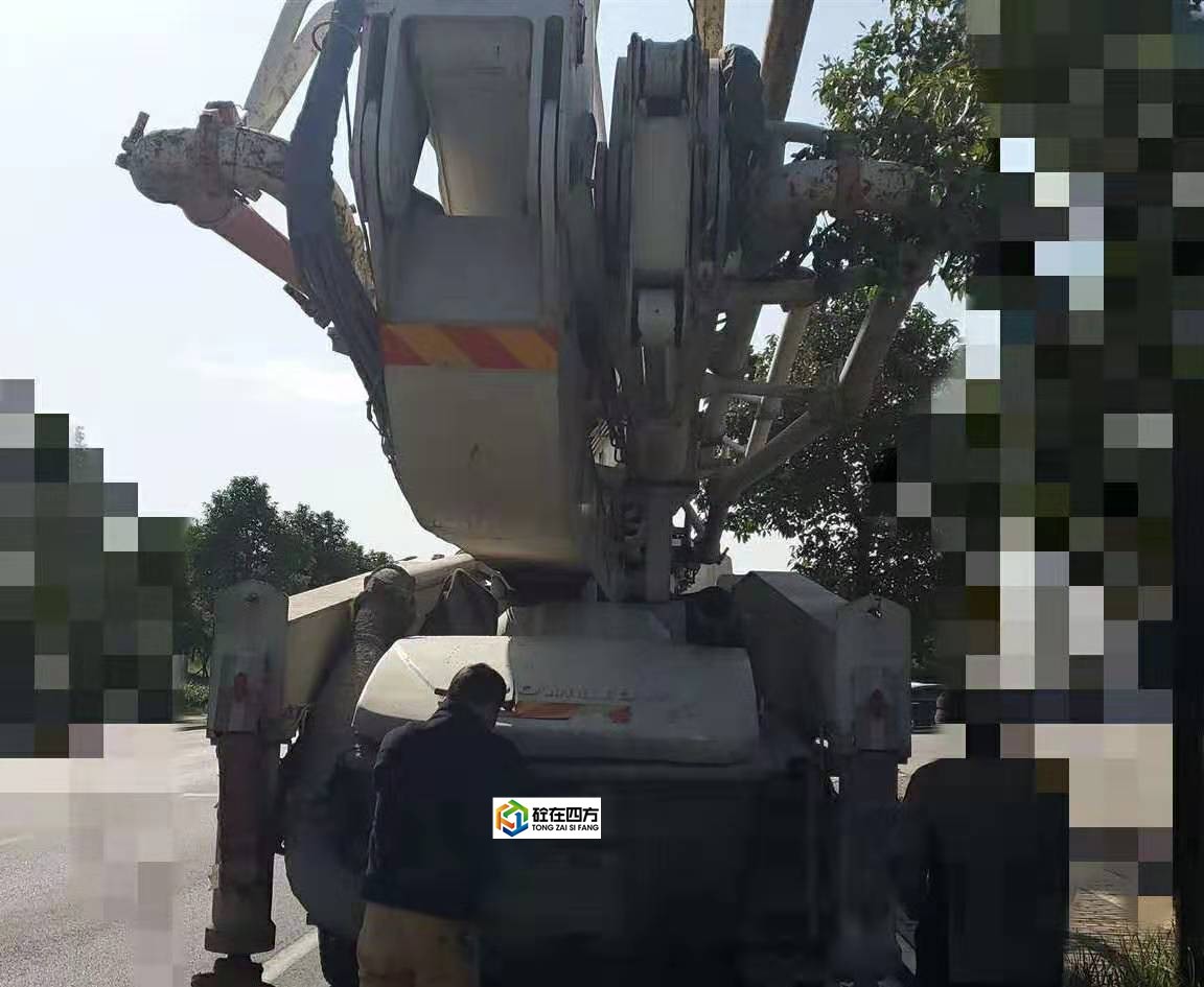 https://images.tongzsf.com/tong/truck_machine/20210127/160112ab7c5d8c.jpg