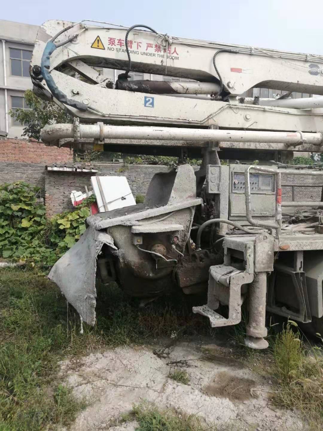 https://images.tongzsf.com/tong/truck_machine/20210127/160112ae572694.jpg