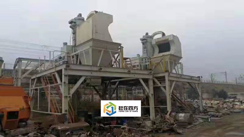 https://images.tongzsf.com/tong/truck_machine/20210127/160112aea7a7bb.jpg