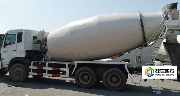 https://images.tongzsf.com/tong/truck_machine/20210127/160112aebae083.jpg
