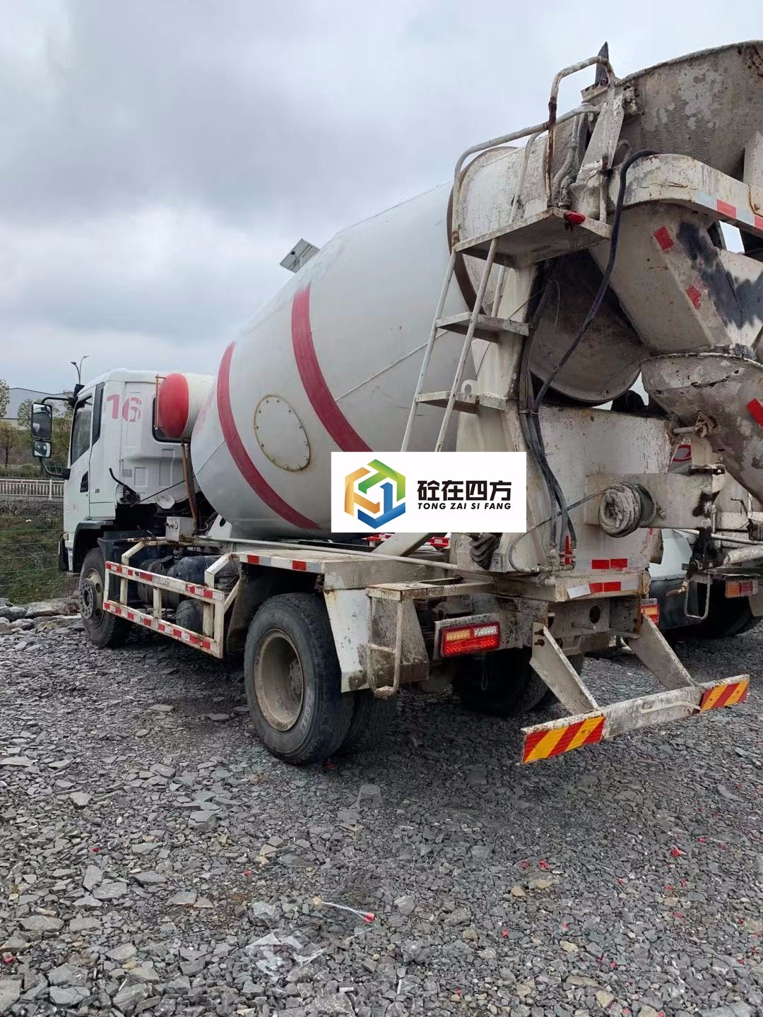 https://images.tongzsf.com/tong/truck_machine/20210127/160112aecc4998.jpg