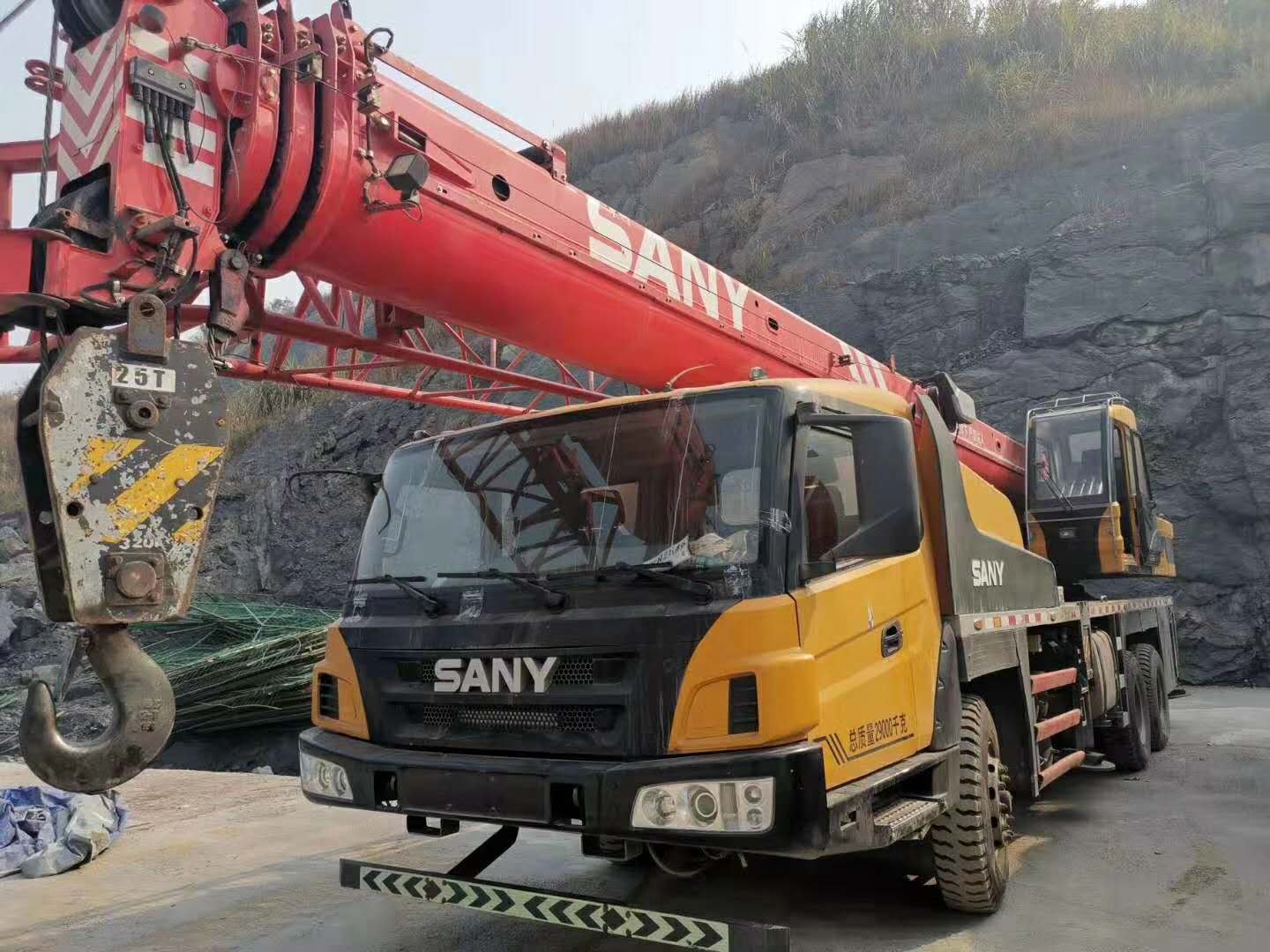 https://images.tongzsf.com/tong/truck_machine/20210127/160112b56f13a6.jpg
