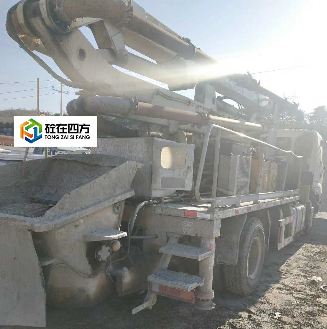 https://images.tongzsf.com/tong/truck_machine/20210127/160112b57eacf1.jpg