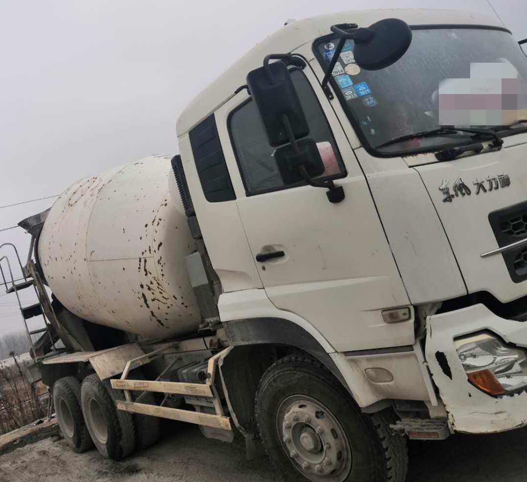 https://images.tongzsf.com/tong/truck_machine/20210127/160112b5b81150.jpg