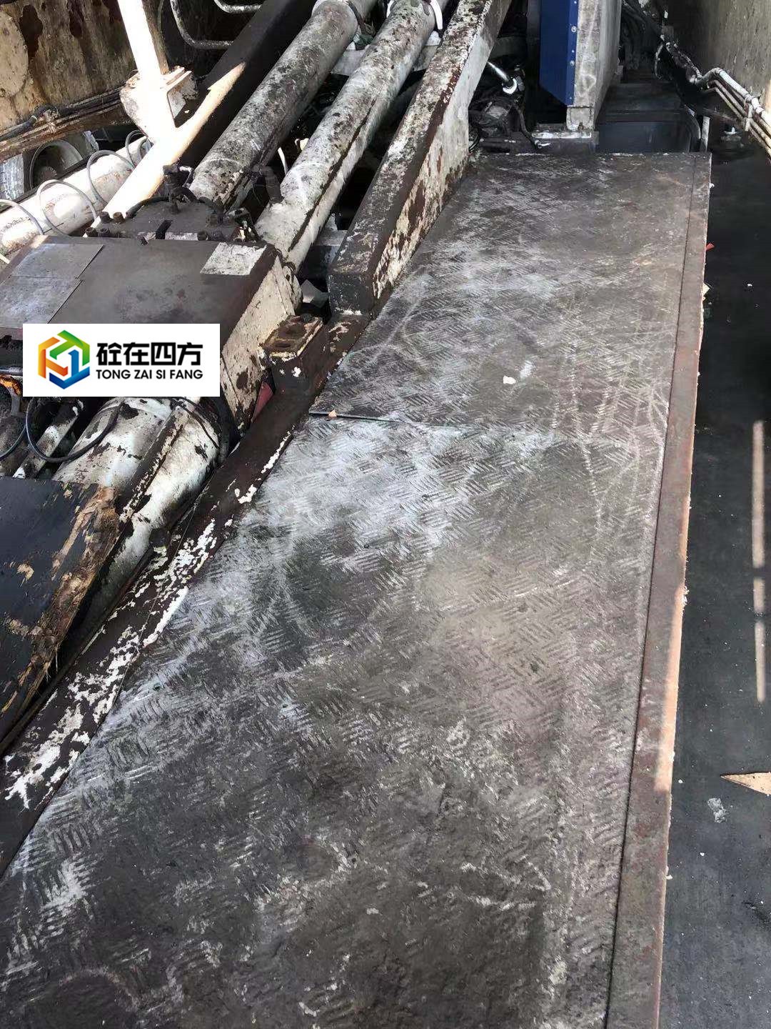 https://images.tongzsf.com/tong/truck_machine/20210127/160112b6616fc1.jpg