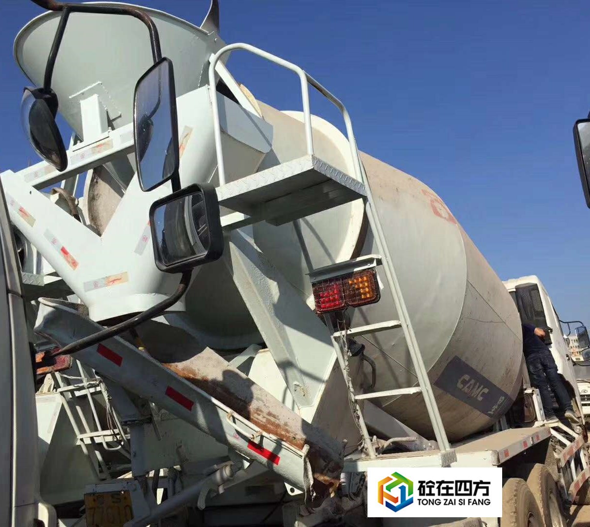 https://images.tongzsf.com/tong/truck_machine/20210127/160112b6b73a1d.jpg