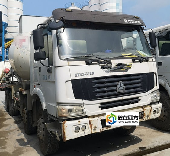 https://images.tongzsf.com/tong/truck_machine/20210127/160112b90e7eff.jpg