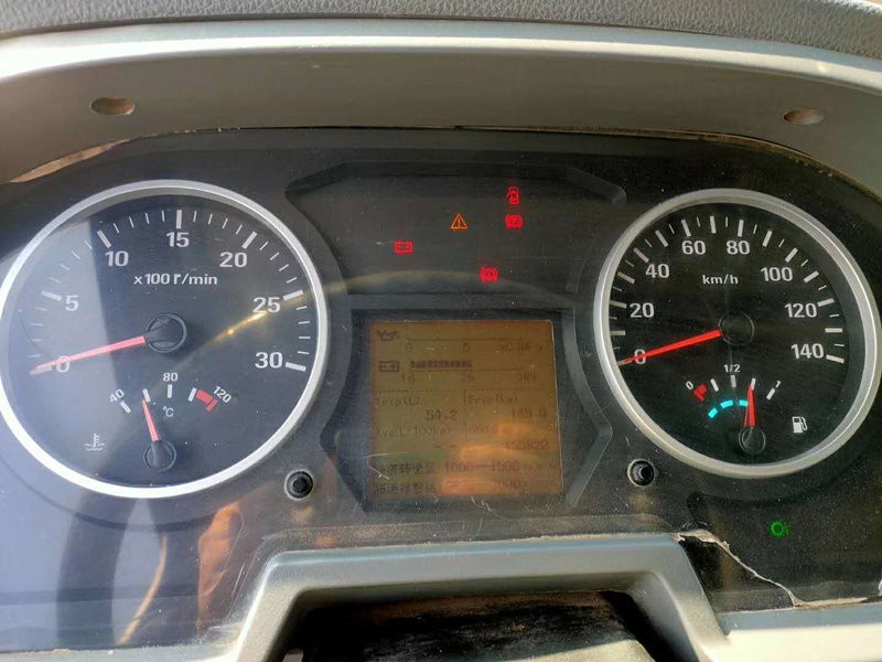 https://images.tongzsf.com/tong/truck_machine/20210127/160112ba15cab2.jpg